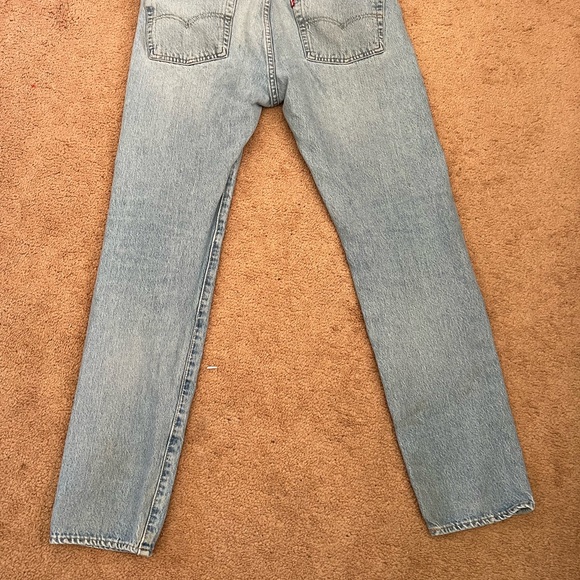 Men’s Levi jeans - Picture 3 of 3